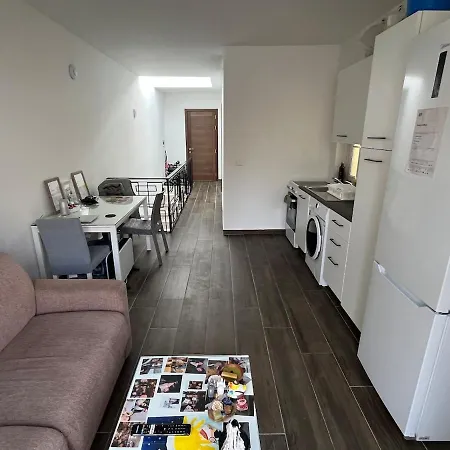 2 Bedroom Penthouse With Terrace *