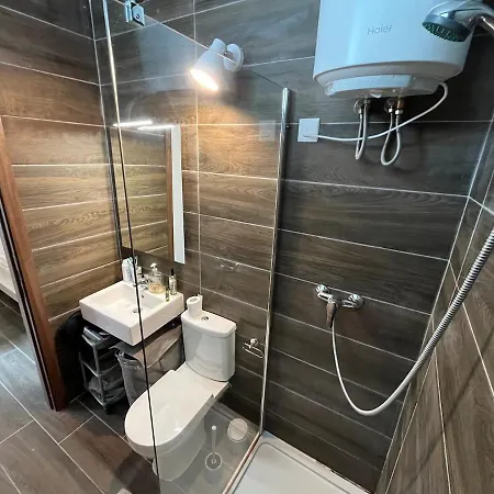 דירה 2 Bedroom Penthouse With Terrace